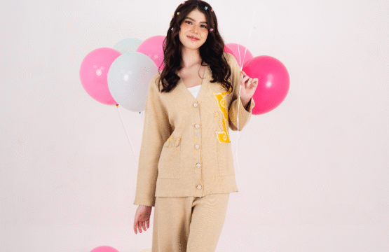 Batik Trusmi Rattan Series – Set Knit dan Celana Arsena Kuning