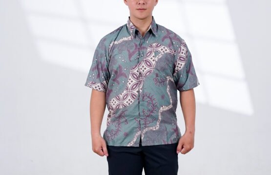 Batik Trusmi Hem Batik Motif Daun Hijau
