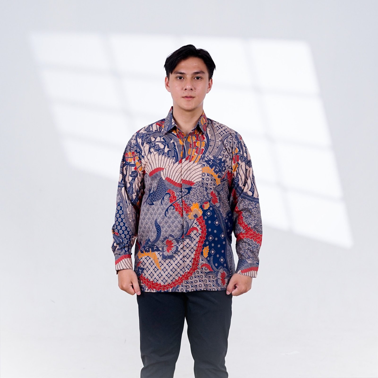 Batik Trusmi Kemeja Motif Kombinasi Sekar Jagad Biru BUL