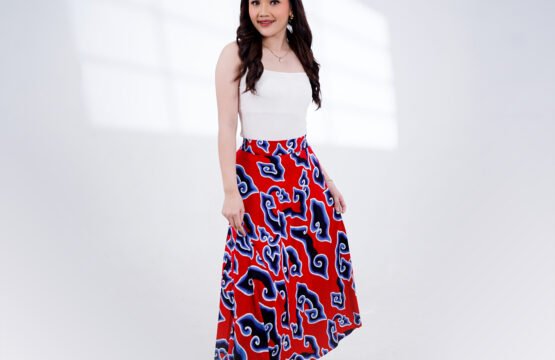 Rok Batik Wanita Motif Mega Mendung Midi Merah
