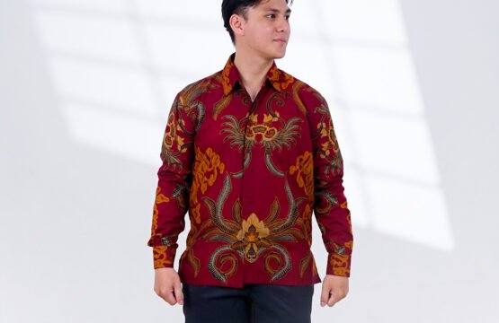 Batik Trusmi Kemeja Katun Motif Harsa Merah