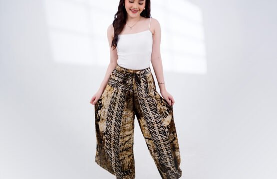 Batik Trusmi Celana Kulot Motif Aladin Coklat MRT
