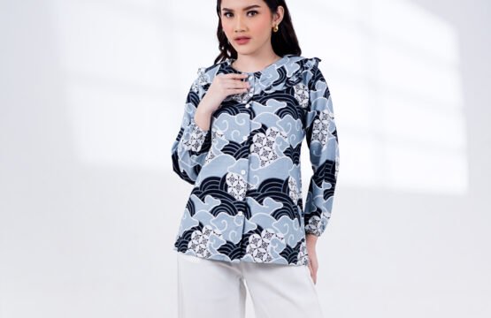 Batik Trusmi Motif Mega Mendung - Blouse Kawung Abu MOP