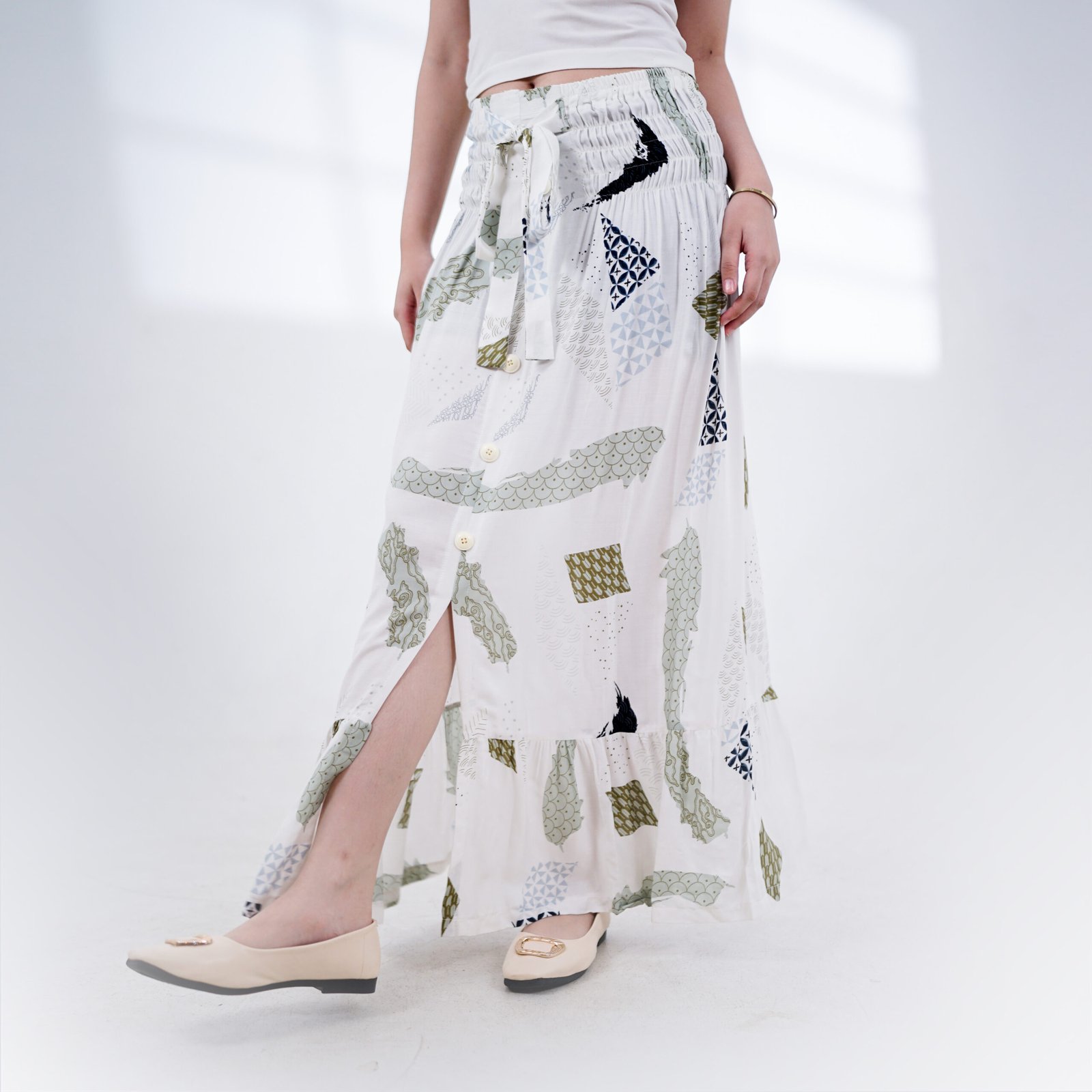 Batik Trusmi Rok Batik Motif Amour Hijau MJ - Gambar 2