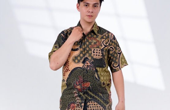 Batik Trusmi Hem Kombinasi Motif Lumut Hijau BUL