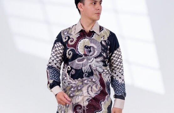 Batik Trusmi Kemeja Silk 2269 Hitam