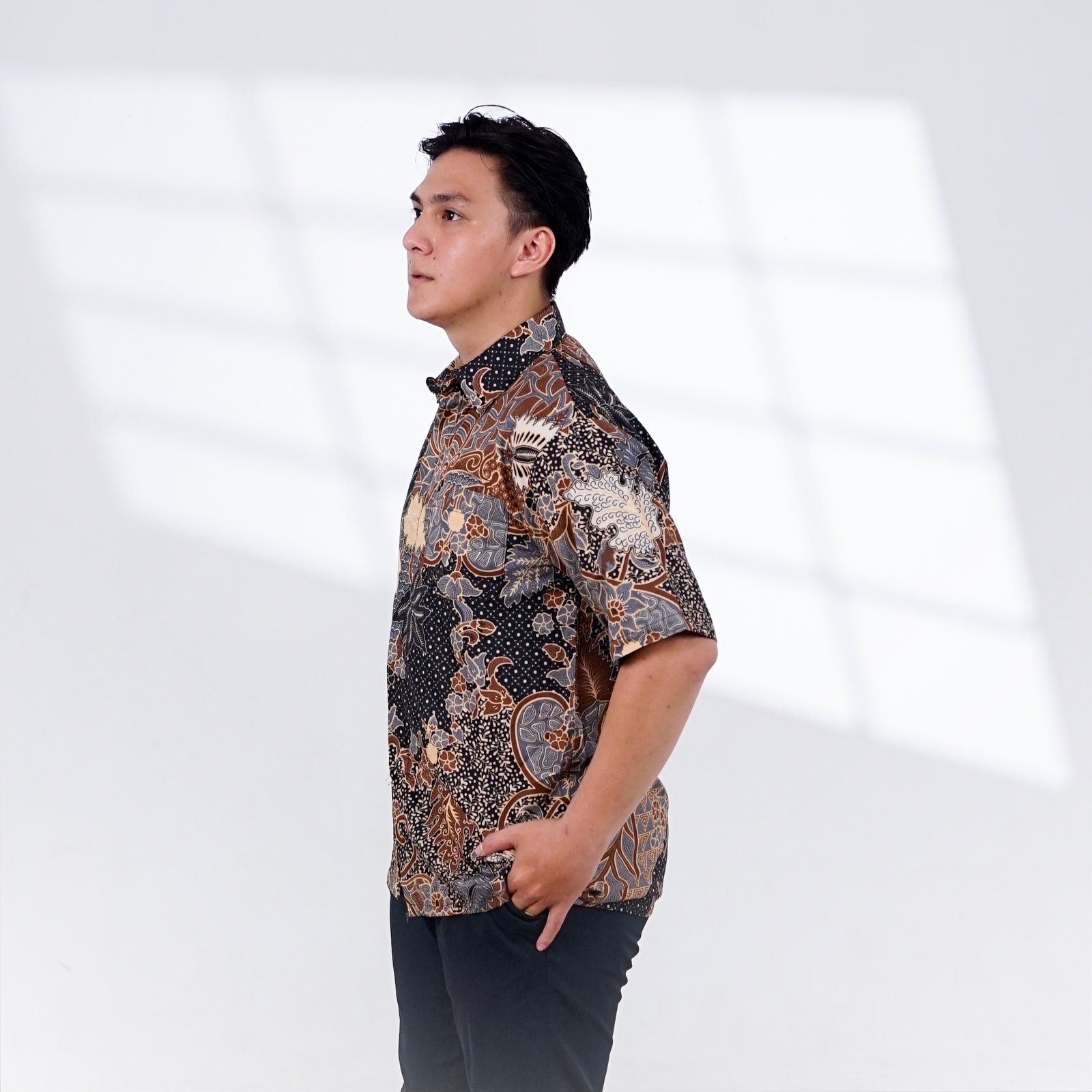 Batik Trusmi Hem Motif Kombinasi Sari Ayu BUL - Gambar 4