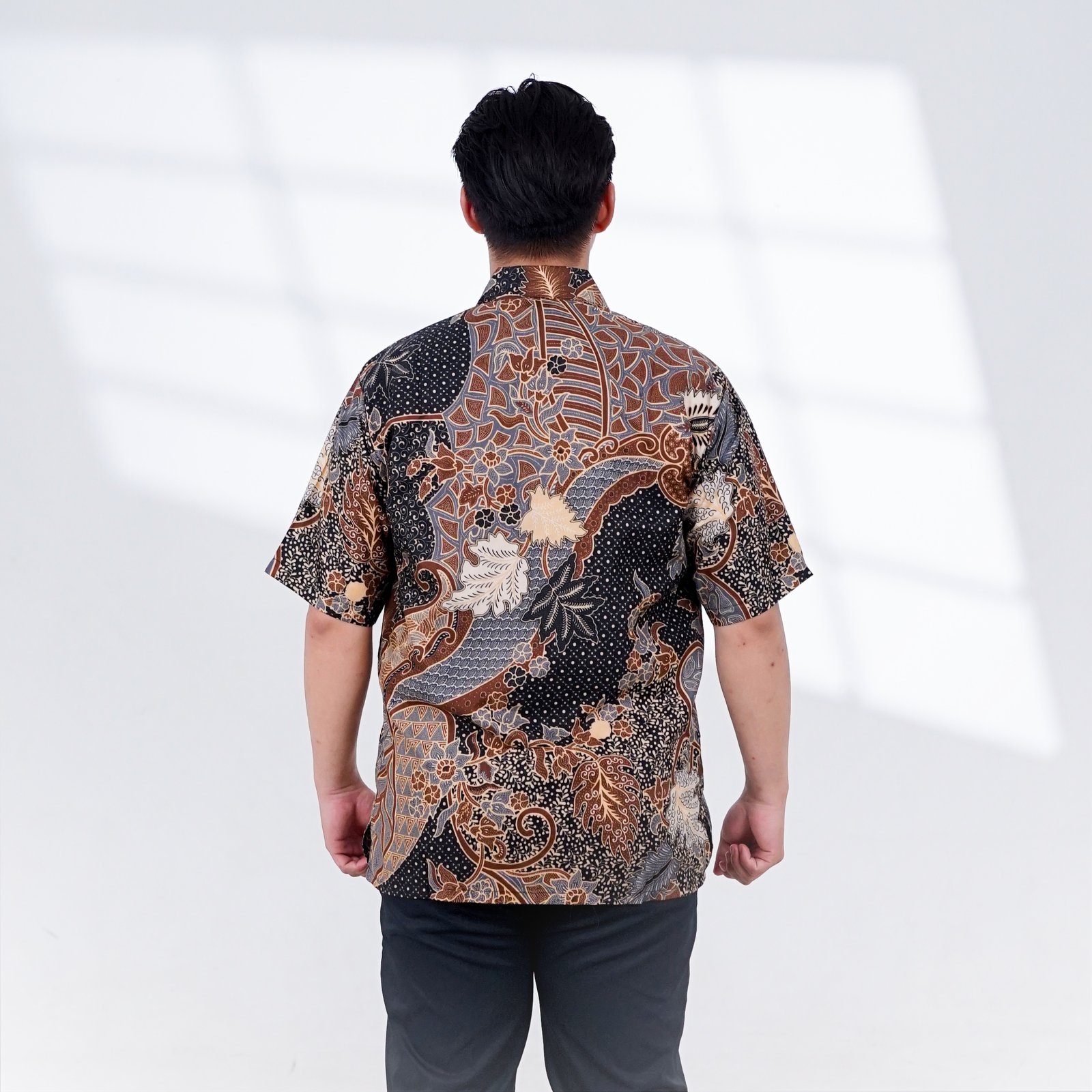 Batik Trusmi Hem Motif Kombinasi Sari Ayu BUL - Gambar 5