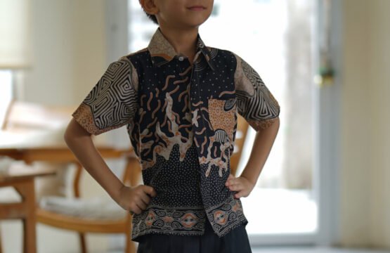 Batik Trusmi Hem Batik Anak Motif Kombinasi Aima Hitam