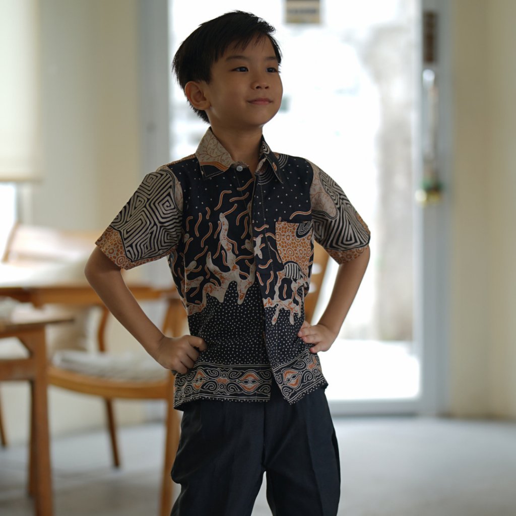 Batik Trusmi Hem Batik Anak Motif Kombinasi Aima Hitam