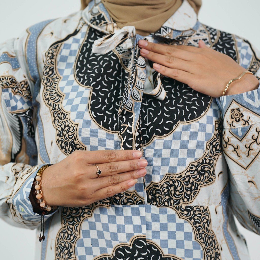 Batik Trusmi Gamis Laskar Abu - Gambar 5