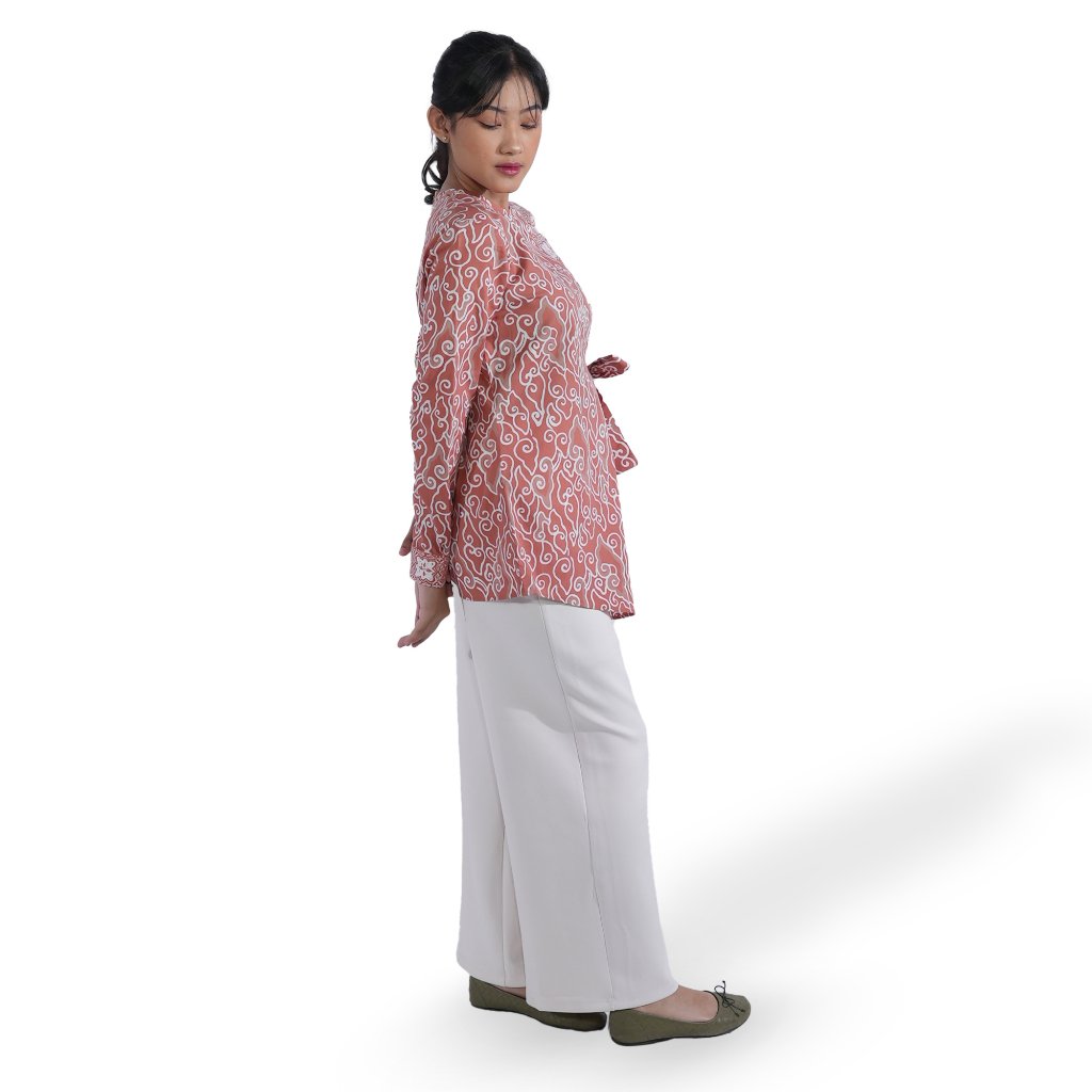 Batik Trusmi Motif Mega Mendung - Blouse Batik Zuoyi Salem - Gambar 5