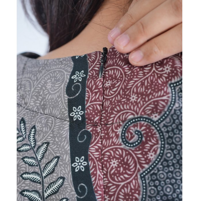 Batik Trusmi Tunik Batik - Kombinasi Ungu RMP LT BUL - Gambar 4