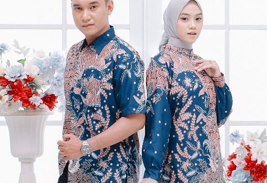 Batik Trusmi Set Couple Blouse Batik & Hem Batik Motif Kombinasi Gribik Bunga Biru BUL