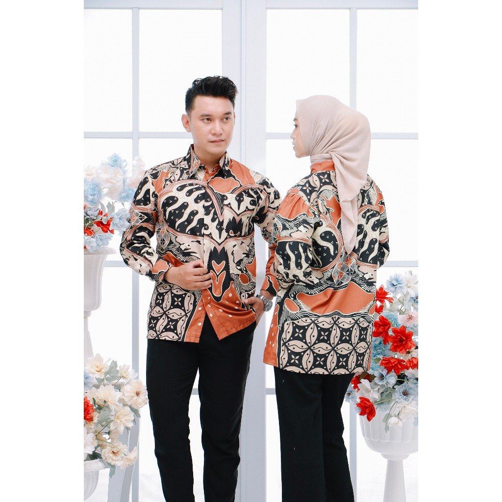 Batik Trusmi Set Couple Blouse & Kemeja Kombinasi Kiandra Orange - Gambar 3