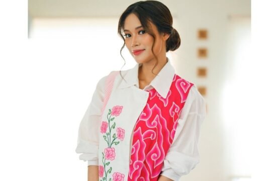 Batik Trusmi Mega Mendung Atasan Outer - Batik Tulis Premium Irene EP