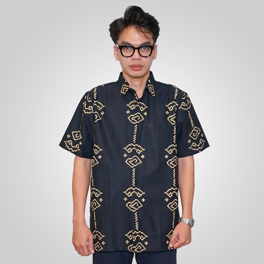 Batik Trusmi Hem Batik Reguler Motif Light AAB Hitam KBT
