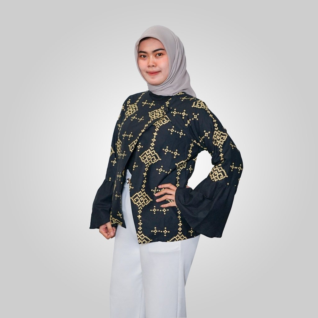 Batik Trusmi Outer Panjang Motif Vivian AAB Hitam MYD - Gambar 4