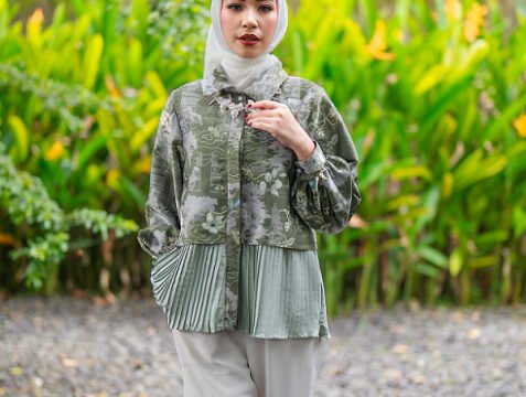 Batik Trusmi Blouse Zanira Koleksi Garatris - Ramadhan Satin Premium Hijau Sage