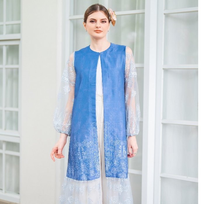 Batik Trusmi Outer Wanita Luvina Biru Ramadhan – Koleksi Garatris Lebaran Luvina