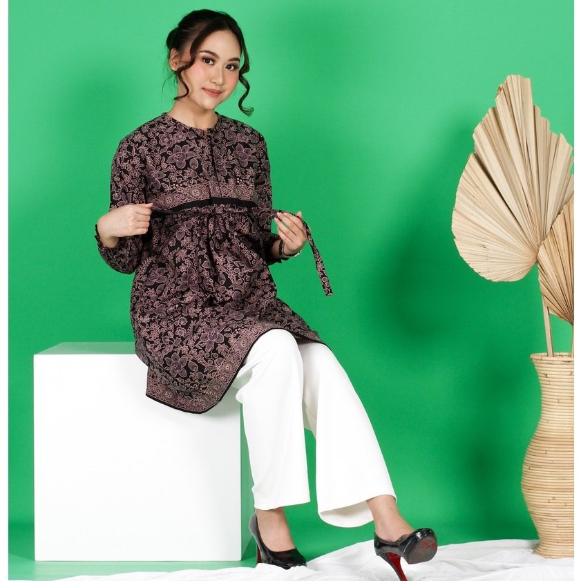 Batik Trusmi Tunik Batik - Motif Bunga Balian Encim - Gambar 4