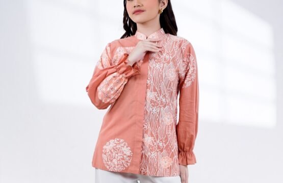 Batik Trusmi Blouse Batik Jumbo Motif Nirwana Salem RML