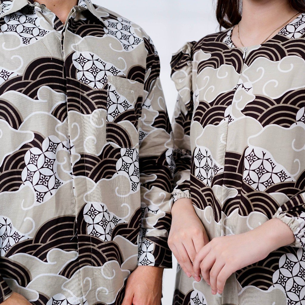 Batik Trusmi Set Couple Pasangan Dress Batik dan Kemeja Batik Motif Kawung Coklat - Gambar 2