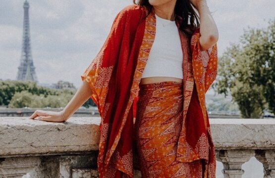 Batik Trusmi Setelan Outer Rok Lilit Viscose Set Kombinasi Merah