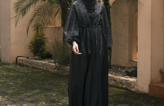 Long Outer Batik Sahasya Collection Syasya Warna Hitam