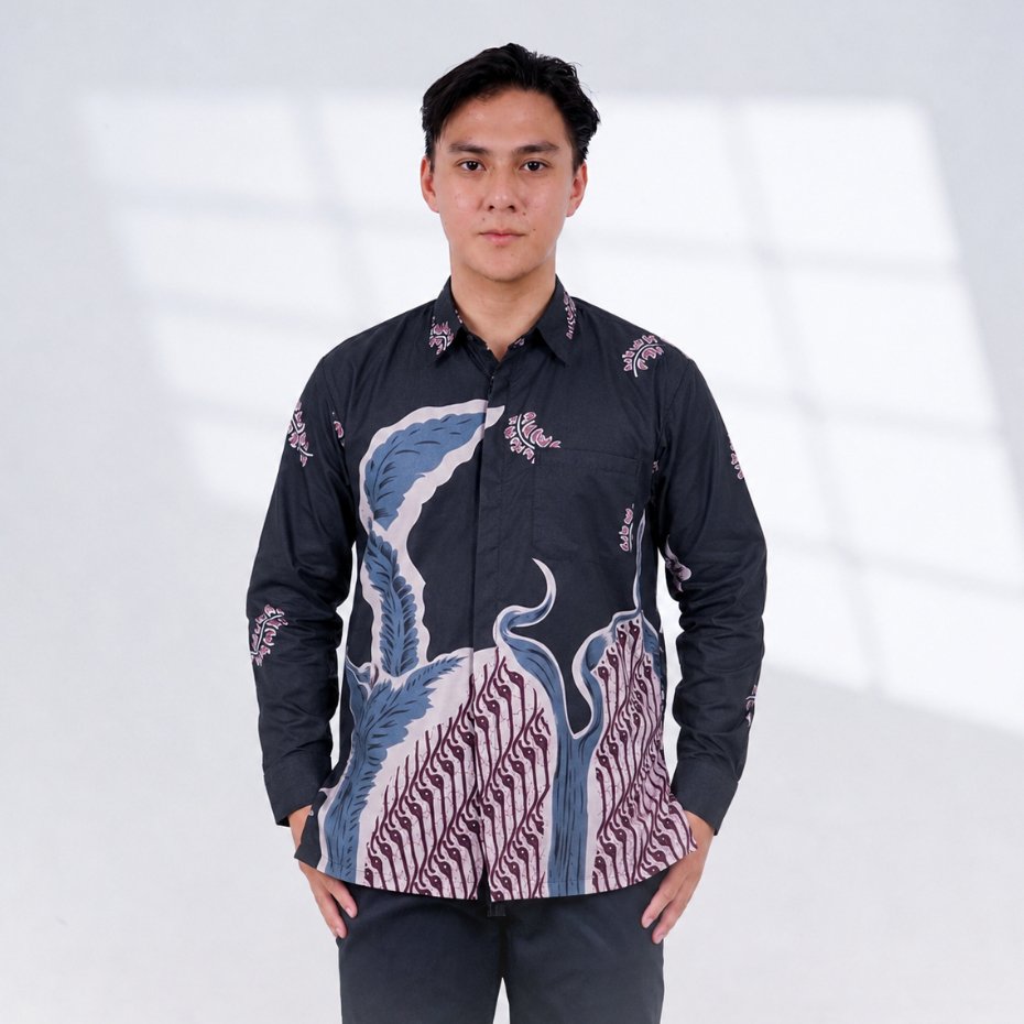 Batik Trusmi Kemeja Batik Motif Daun Hitam Abstrak BUL