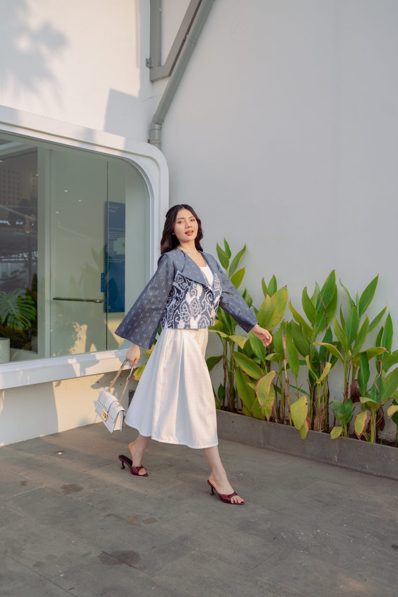 BATIK TRUSMI Atasan Wanita Outer Batik Meghan Biru RML - Gambar 6