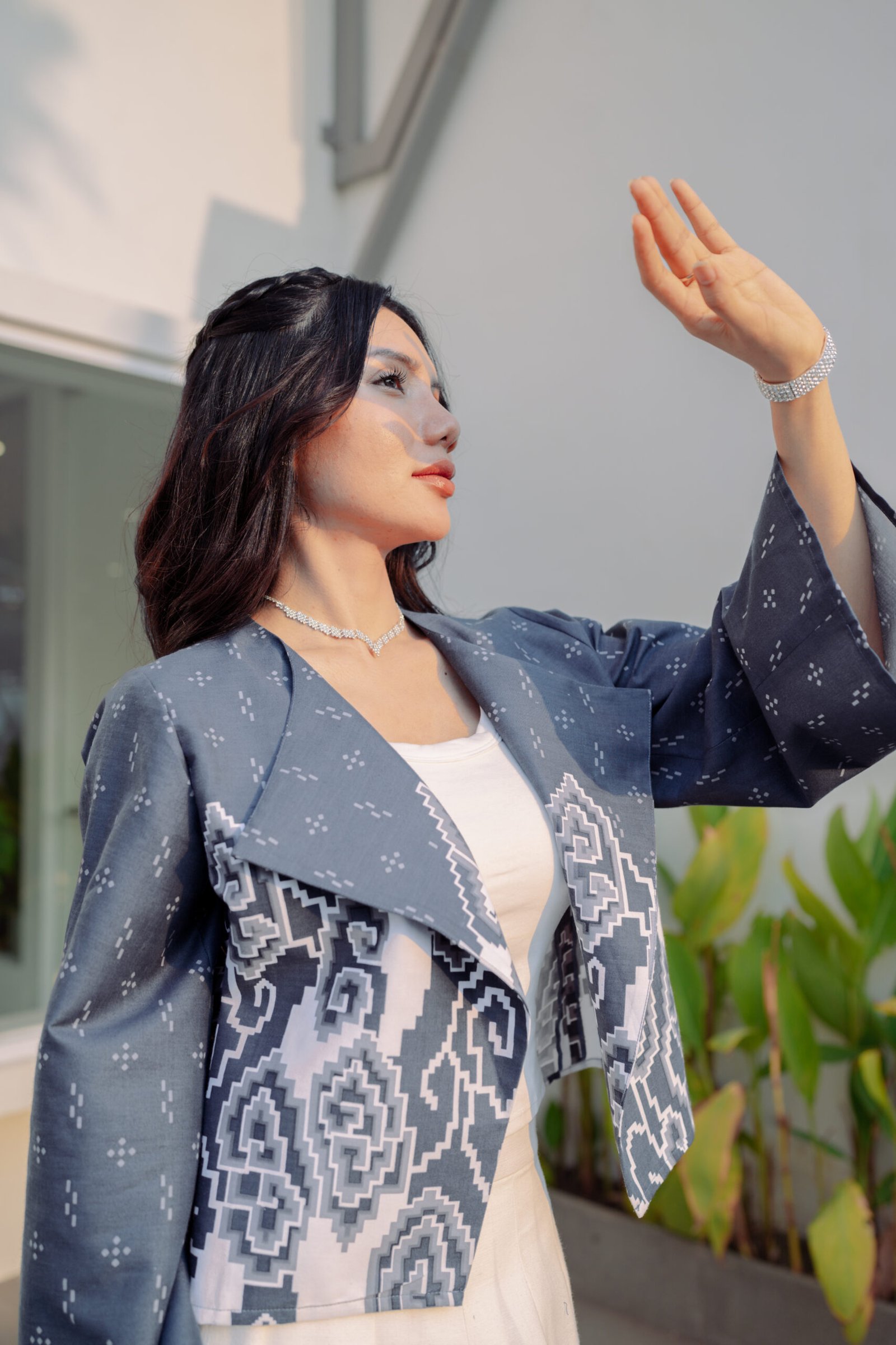 BATIK TRUSMI Atasan Wanita Outer Batik Meghan Biru RML - Gambar 4