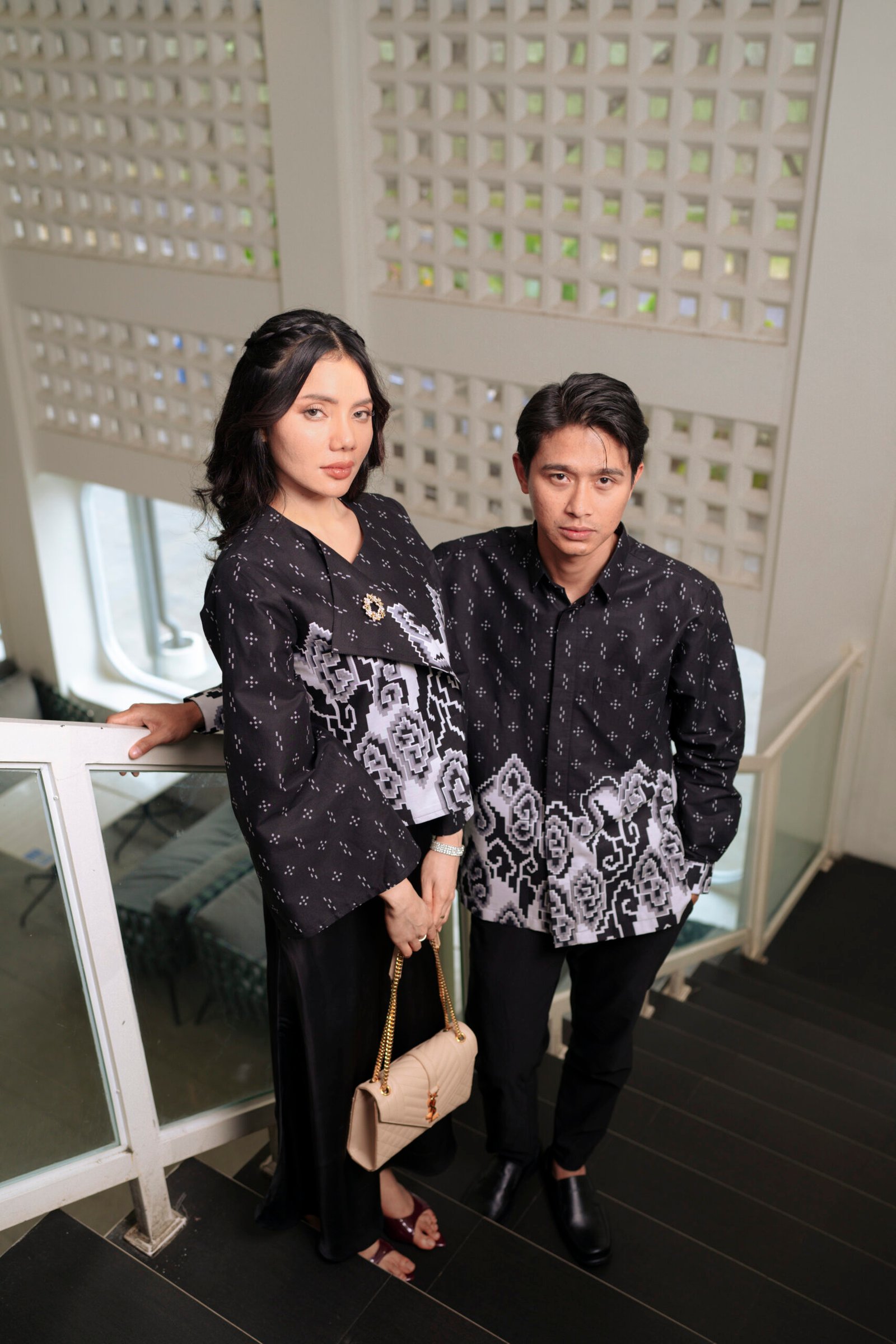 BATIK TRUSMI Atasan Wanita Outer Batik Meghan Hitam RML - Gambar 7