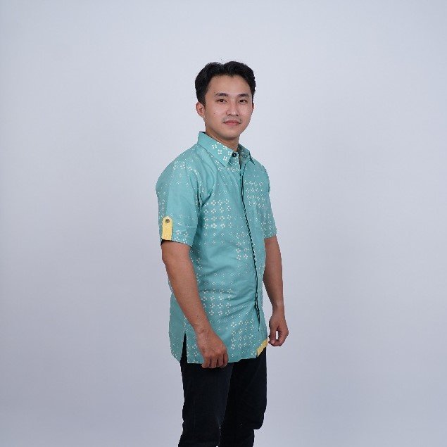 BATIK TRUSMI Kemeja Katun Batik Pria Premium Batik Motif Kombinasi Ryan Sage NA - Gambar 2