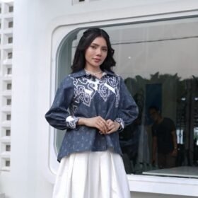 BATIK TRUSMI Atasan Wanita Blouse Batik Meghan Warna Biru  RML